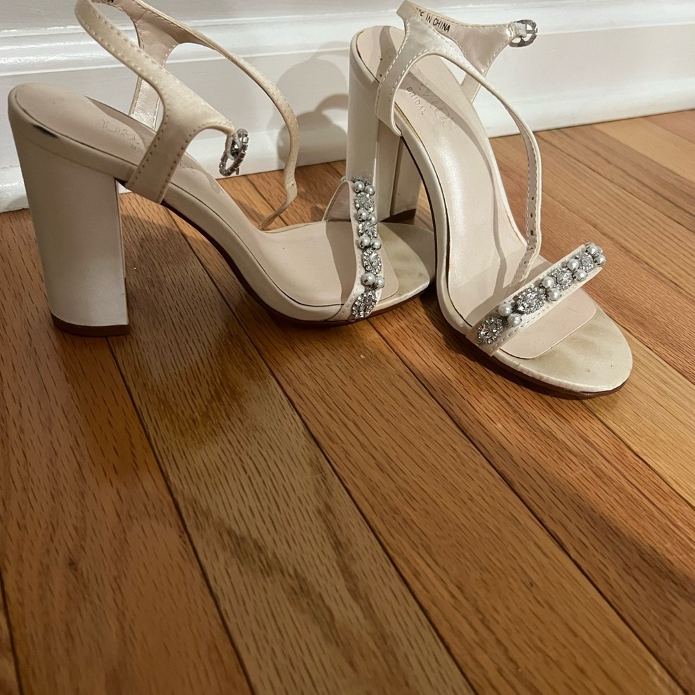White satin gem stone bridal block heels, very comfortable. Worn twice